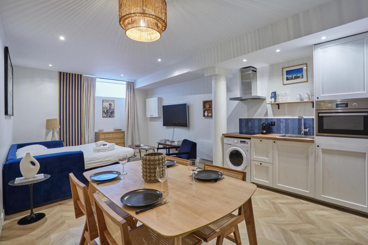 Duplex Center Of Paris By Studio Prestige Экстерьер фото