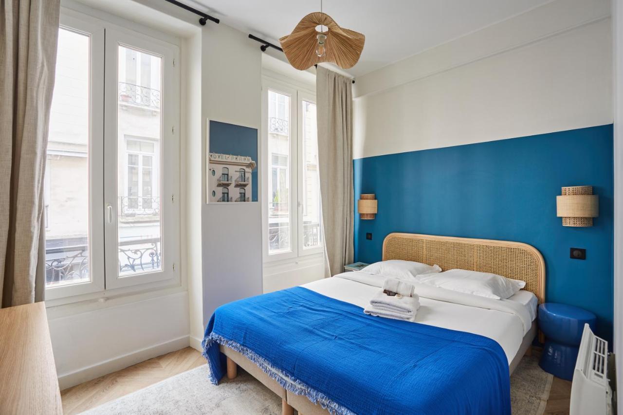 Duplex Center Of Paris By Studio Prestige Экстерьер фото