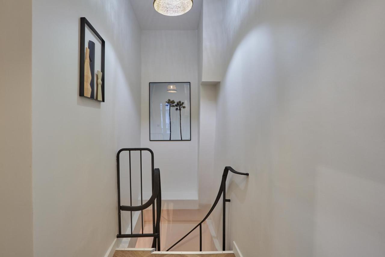 Duplex Center Of Paris By Studio Prestige Экстерьер фото